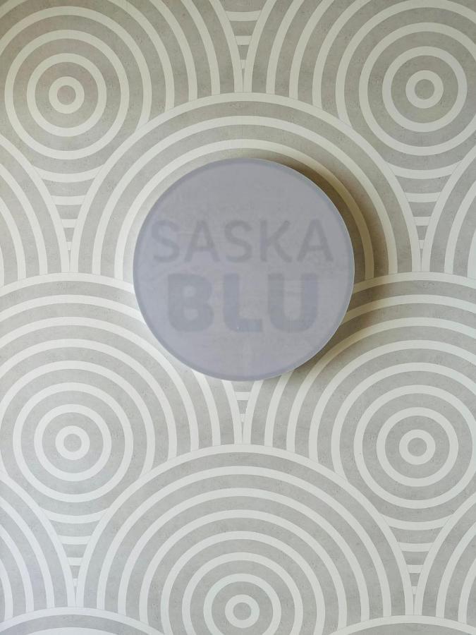 New With Excellent Communication. Apartament *